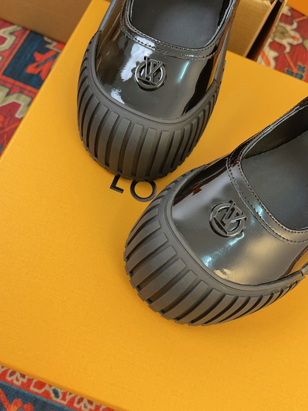 ルイヴィトン靴細部ディテール